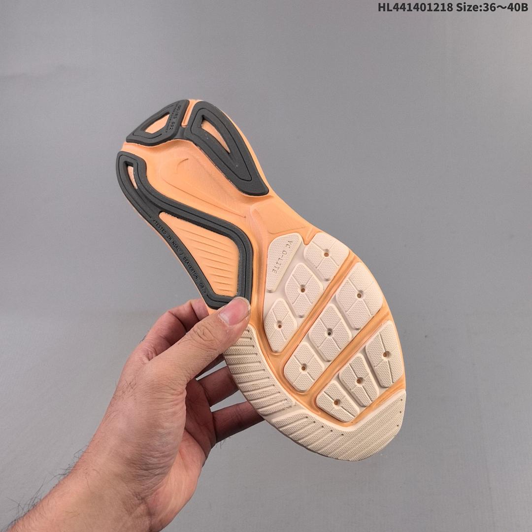 Nike Air Zoom Structure 26 , Logo - foto 4