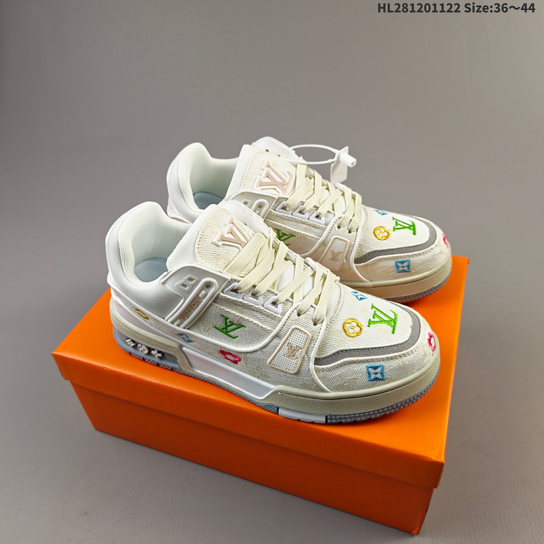 Louis Vuitton Trainer Sneaker Low LV ID HL281201122 Size 44 - foto 2