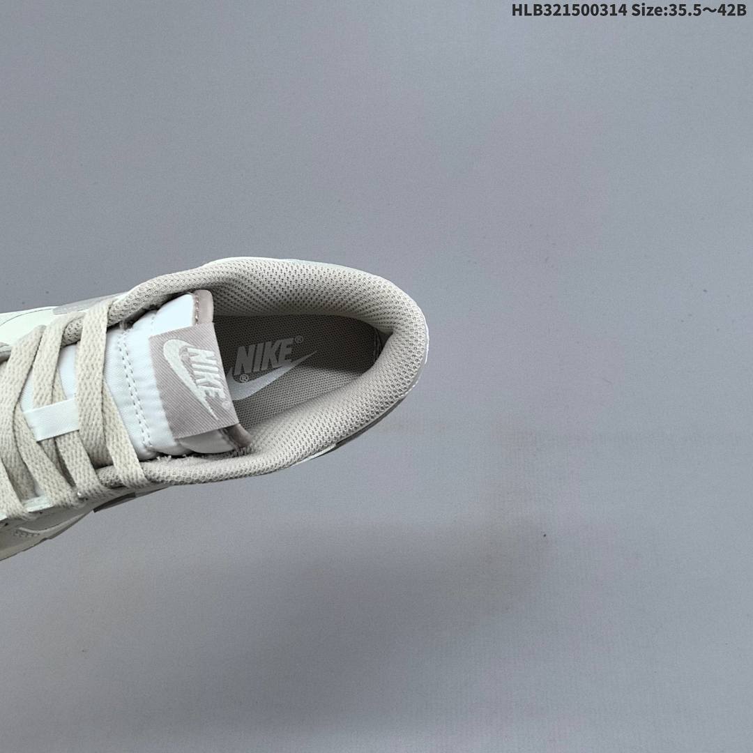 NIKE SB Dunk Low - foto 9