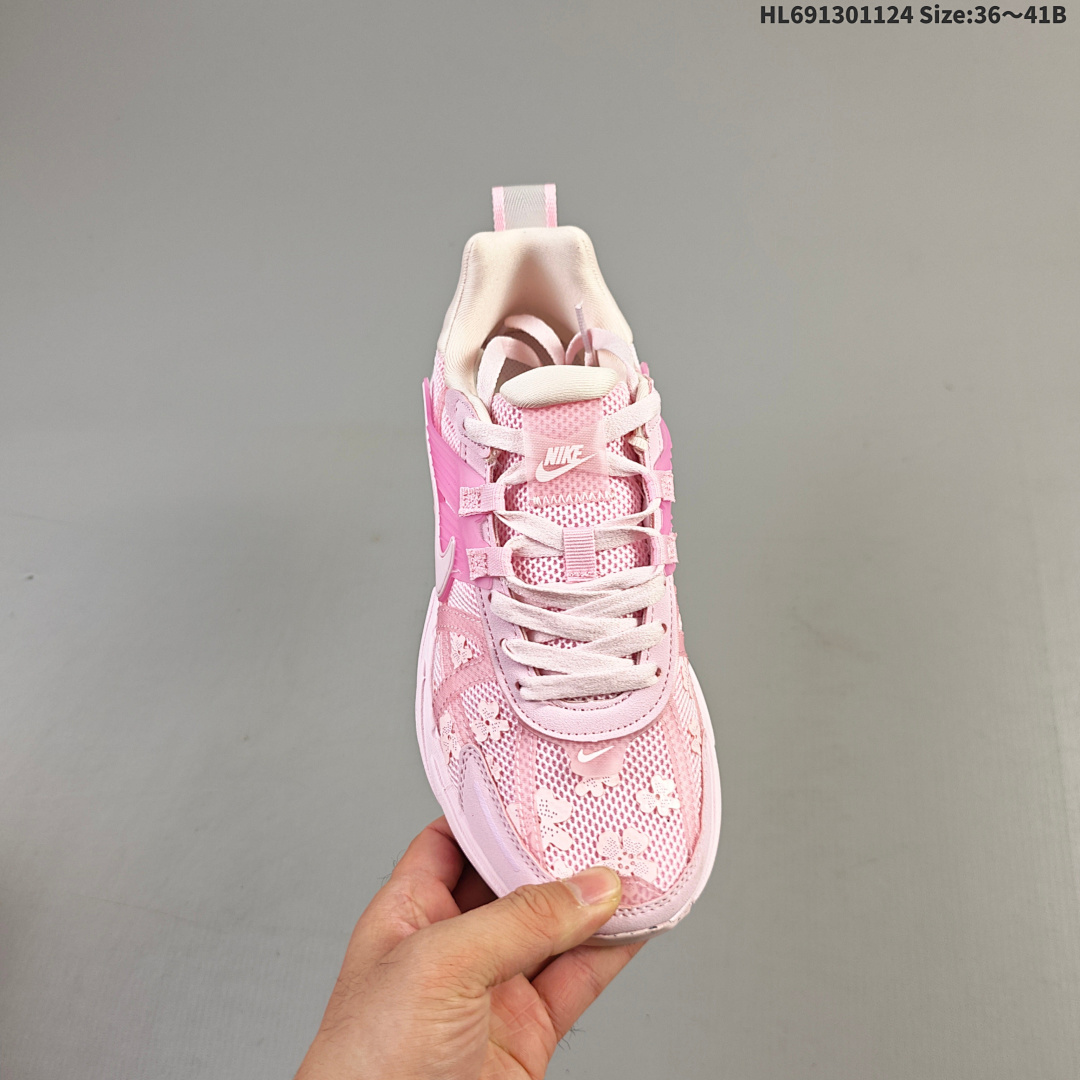NIKE V2K RUN Swoosh Bill Bowerm - foto 7