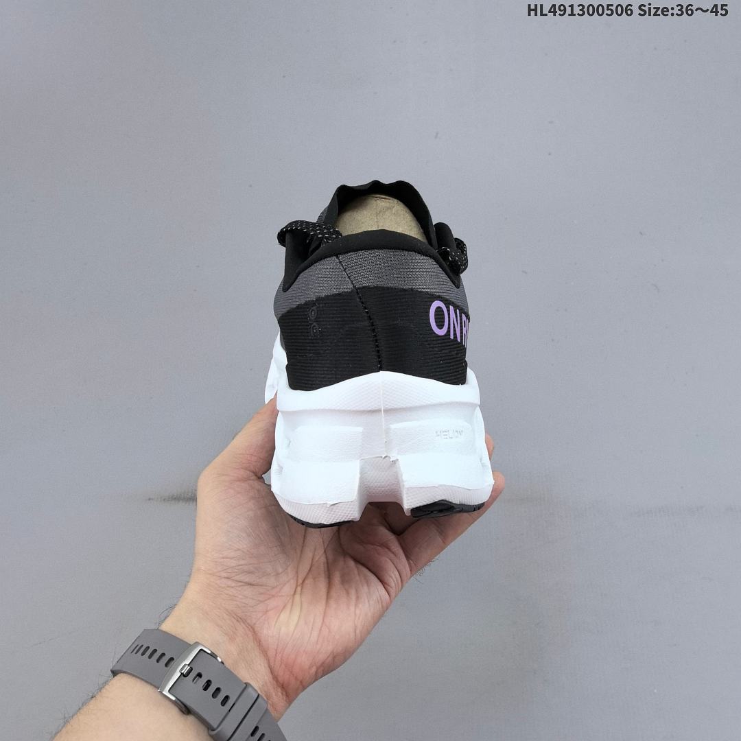 On Cloudmonster 3 ID - foto 6