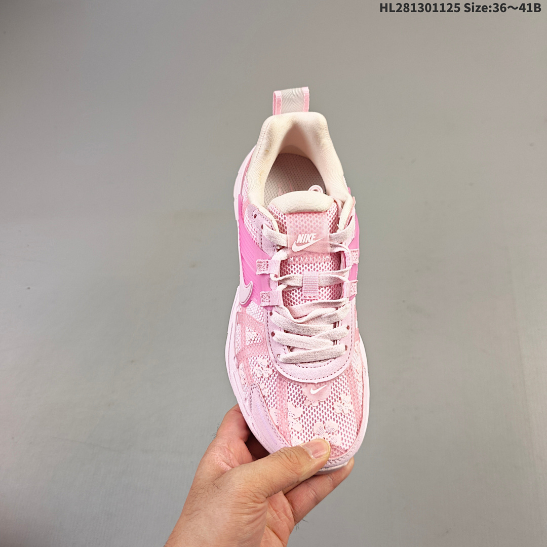 NIKE V2K RUN Swoosh Bill Bowerm - foto 7
