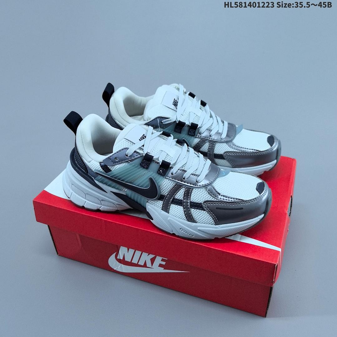 NIKE V2K RUN Swoosh Bill Bowe