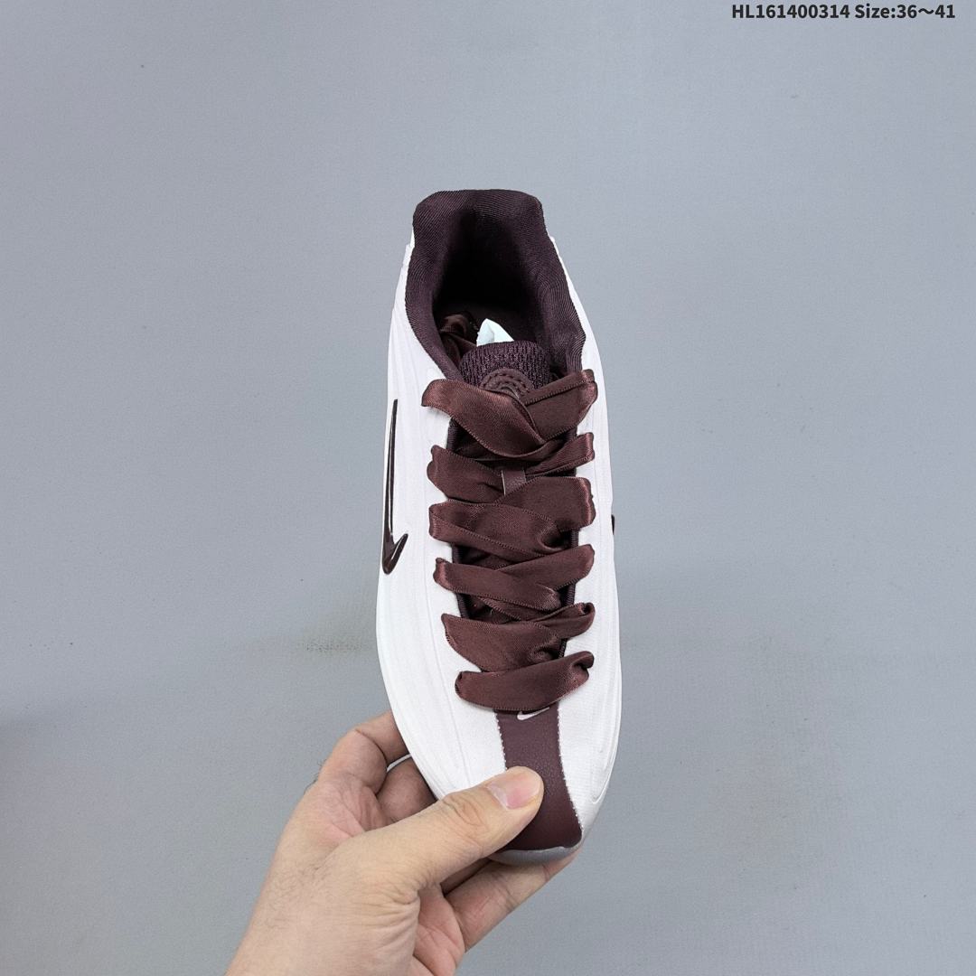 NIKE SHOX R4 -627 ID Size 41 - foto 5