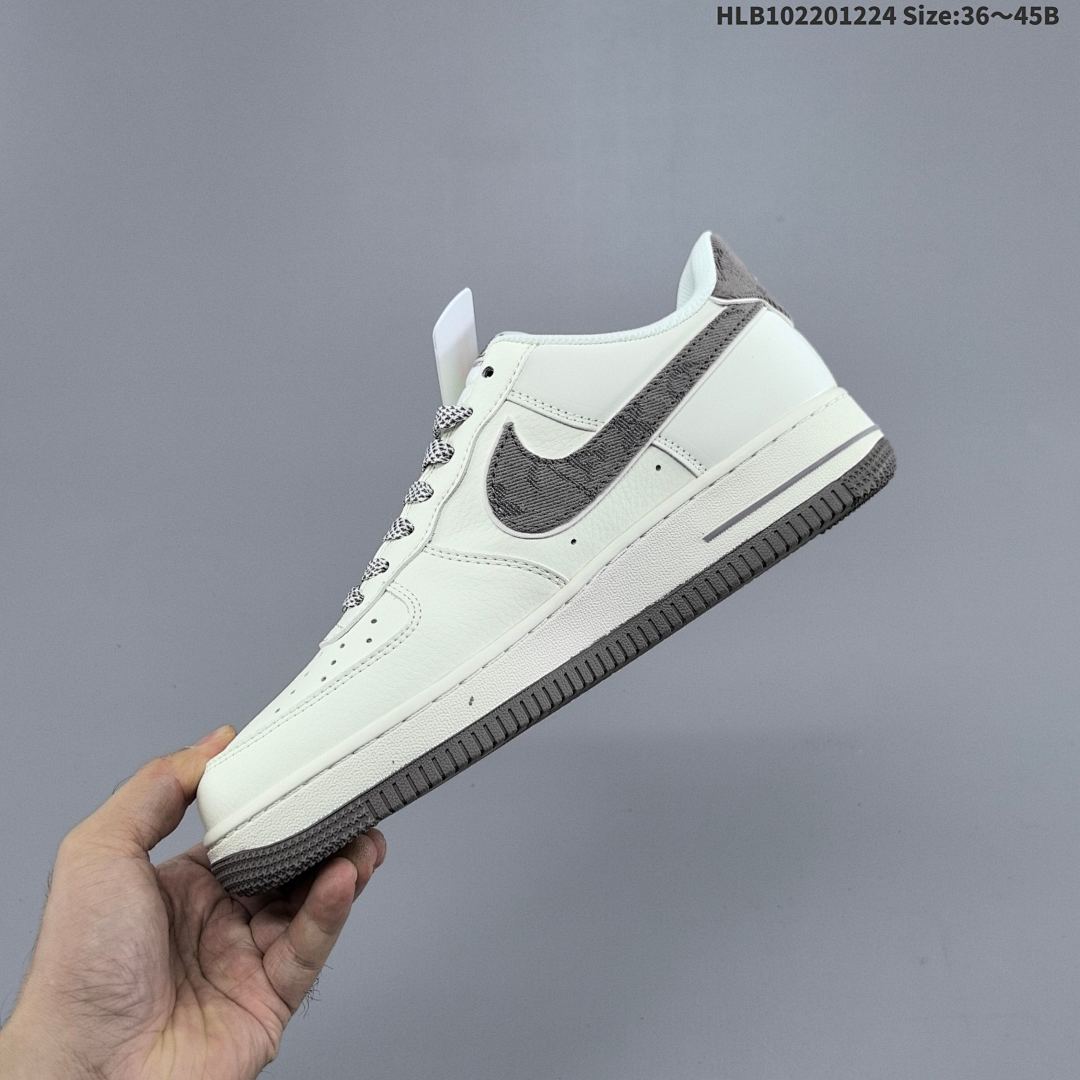 Nike Air Force1 07 low SM666 - foto 7