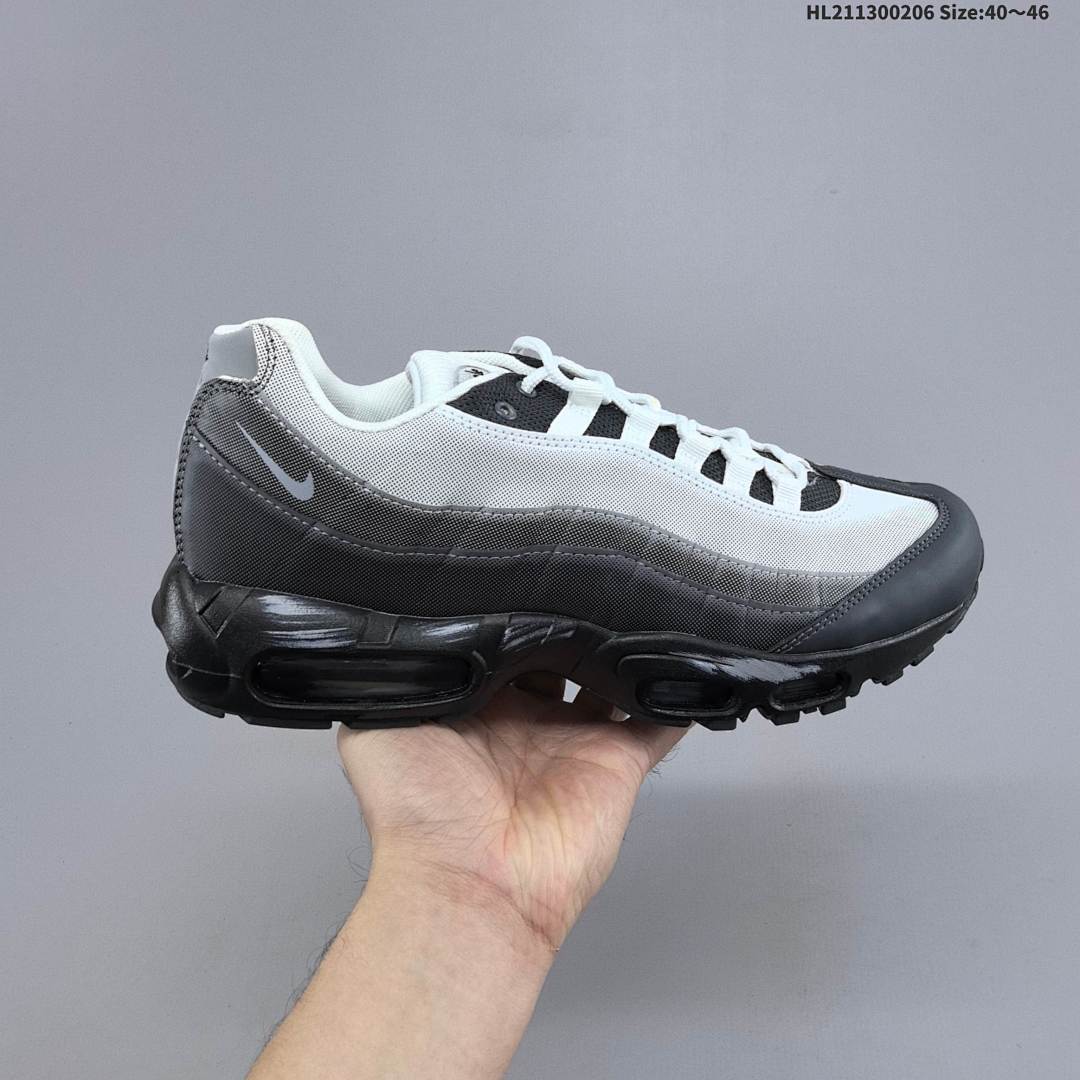NIKE AIR MAX 95 TT - foto 9