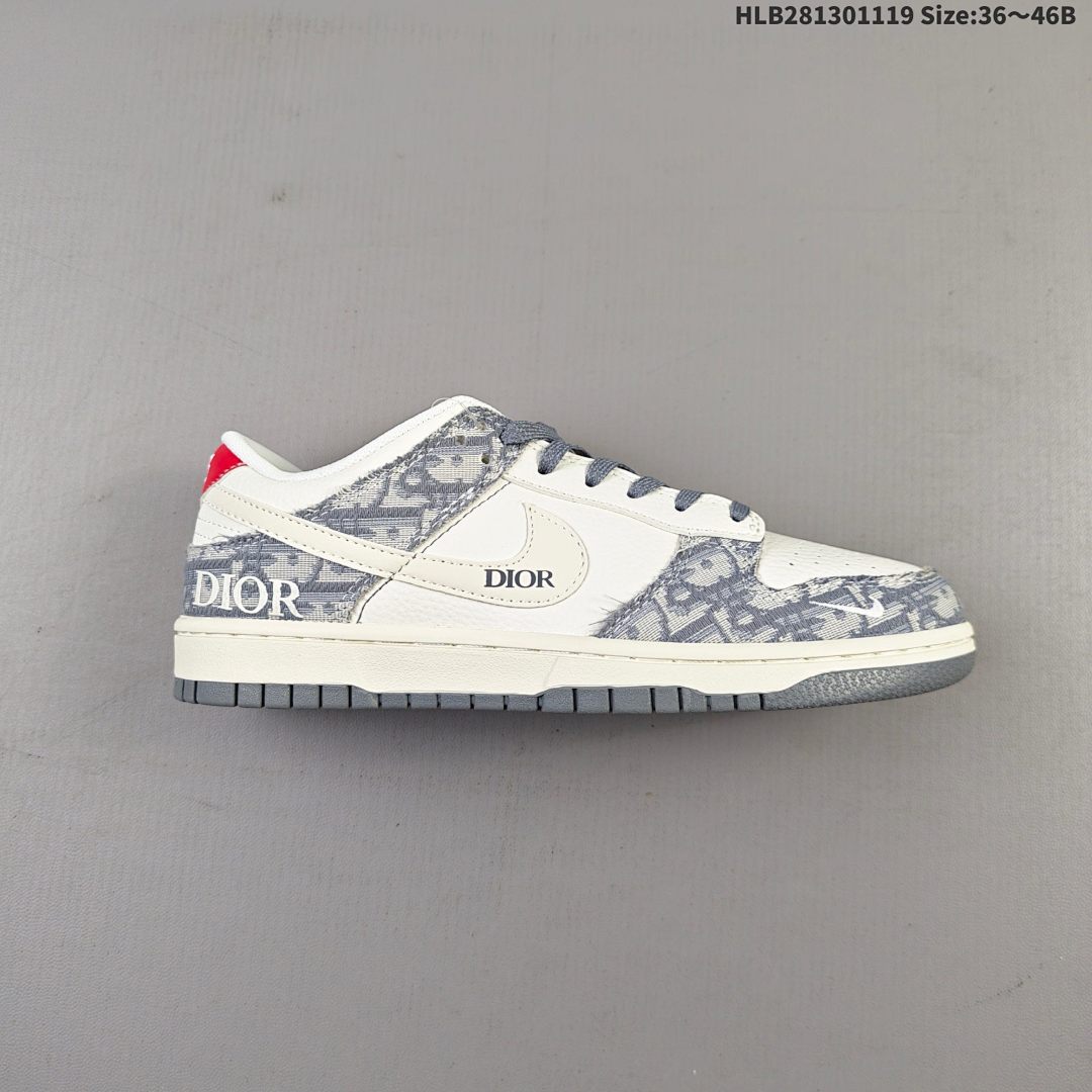 NIKE DUNK LOW sb -004 .5
