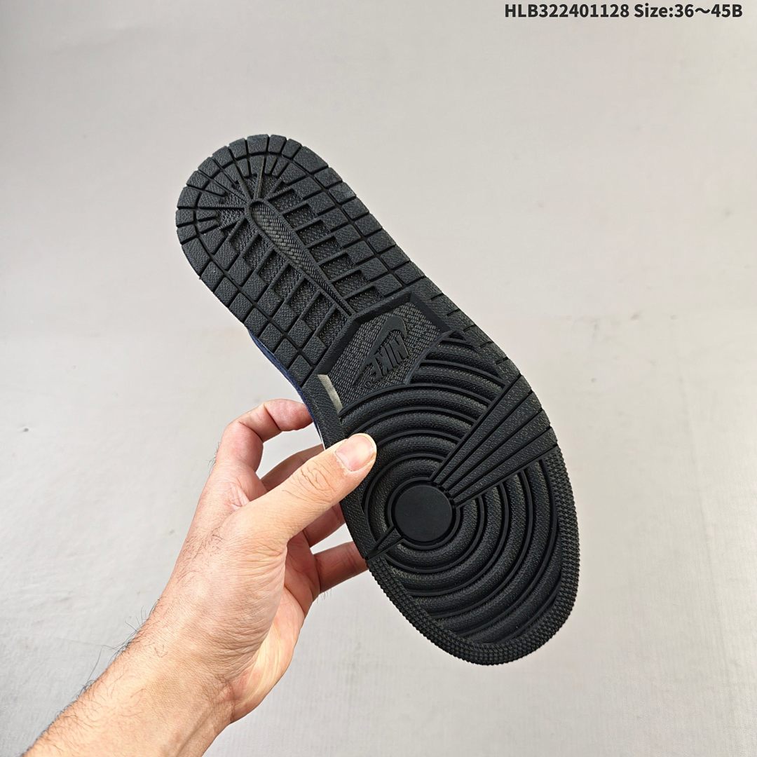 Nike Air Jordan 1 x Travis Scott AJ1 ‘DIY’ - foto 4