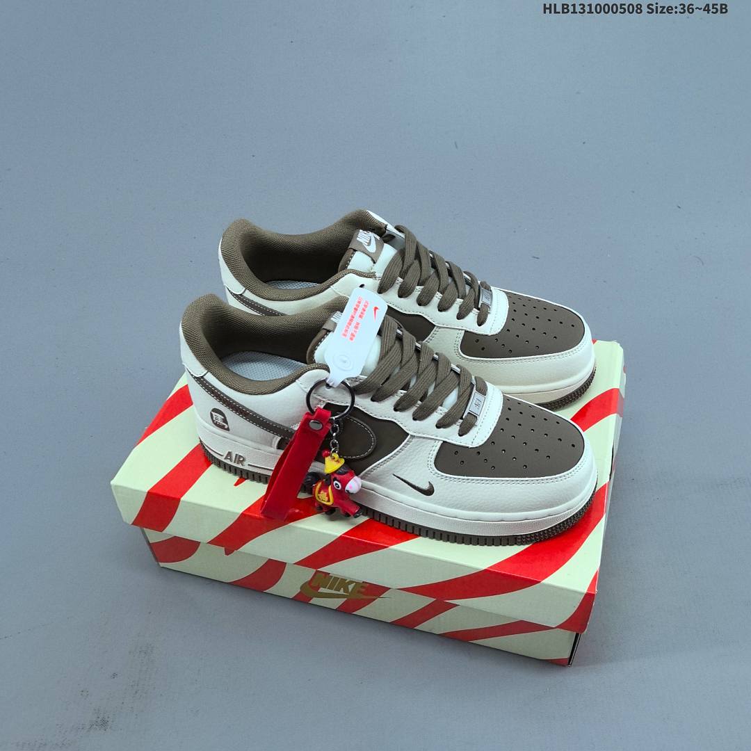 NIKE AIR FORCE 1‘07 LV8 - foto 4