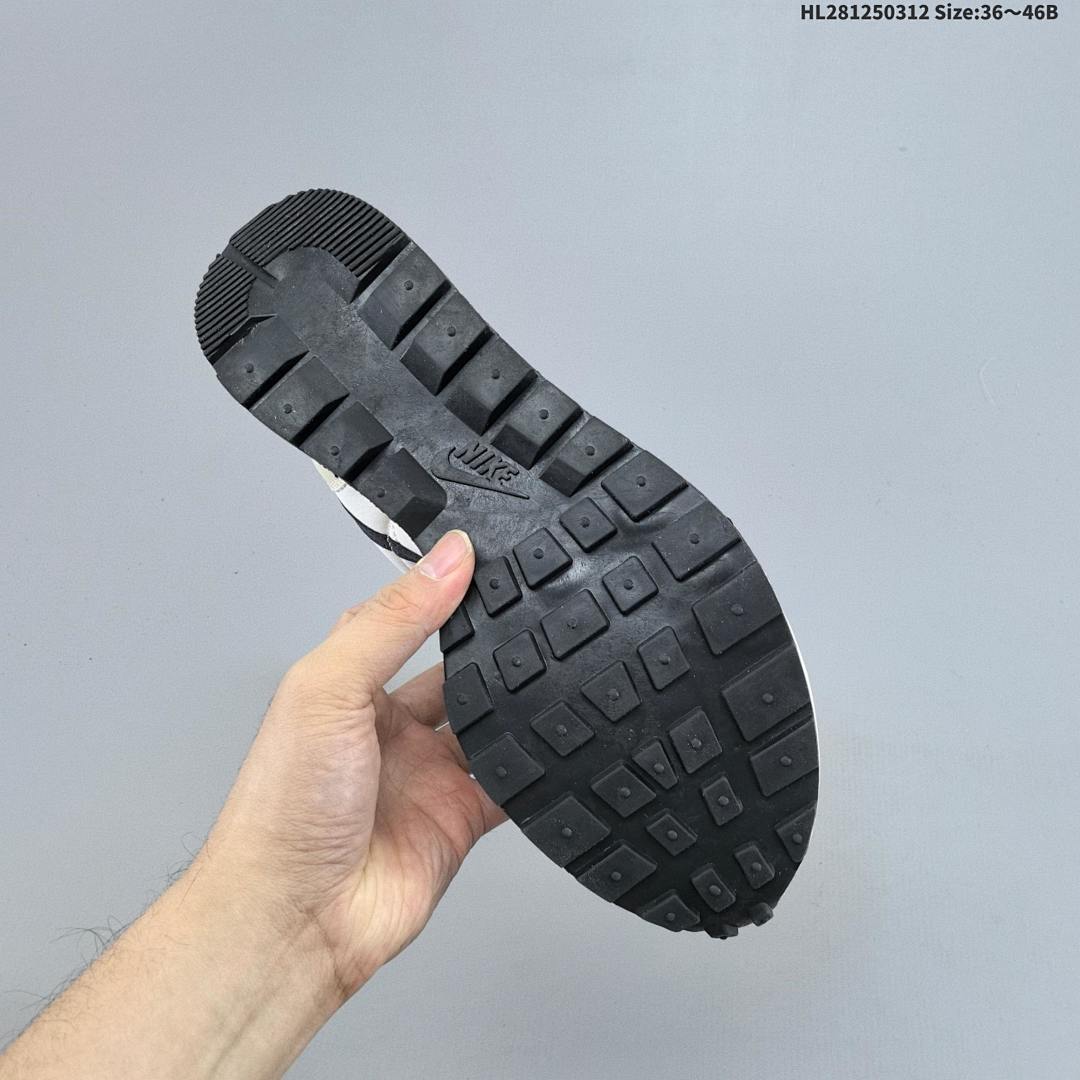 Nike Vaporwaffle Sacai 50 -109 4 - foto 7