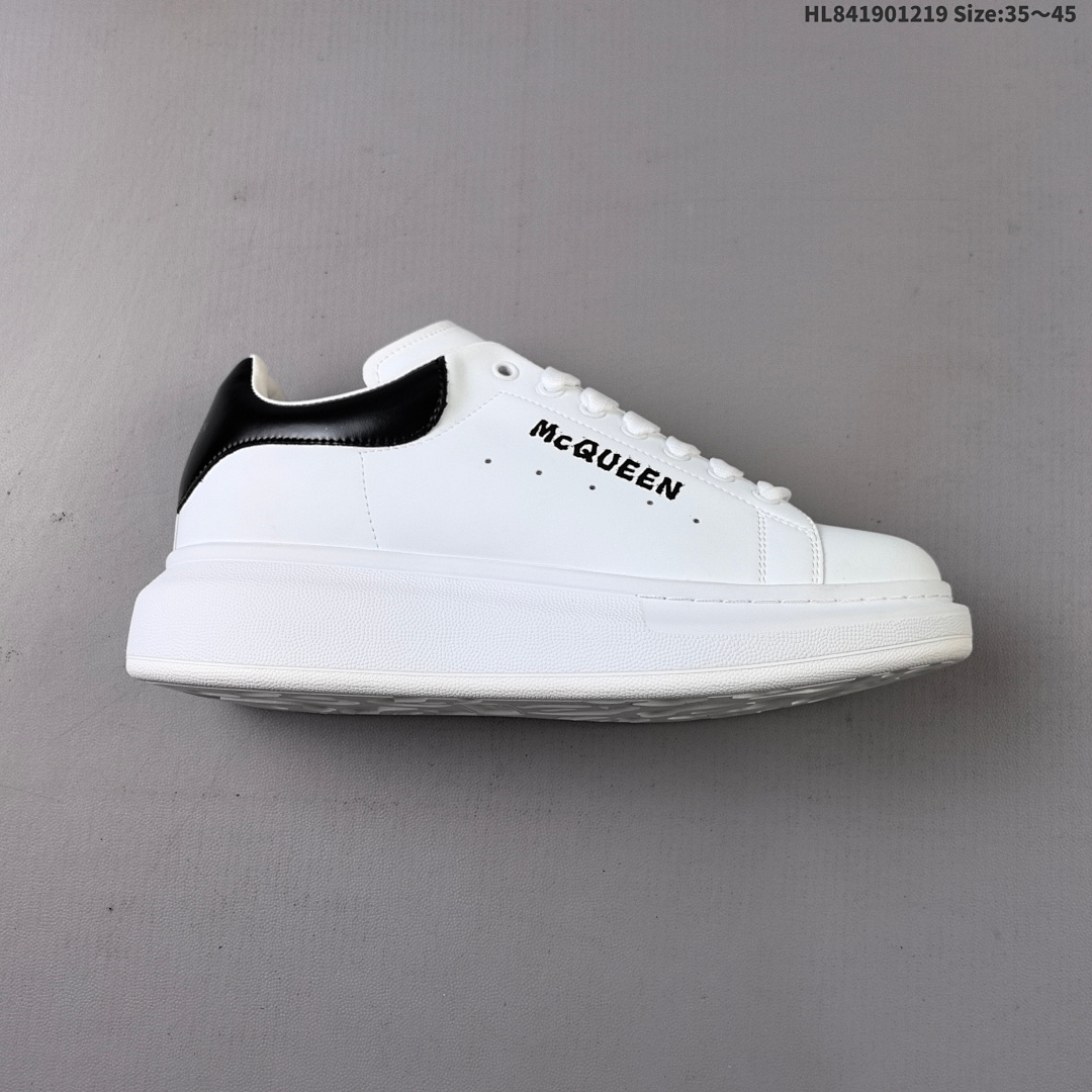 Alexander McQueen Oversized Exaggerated-Sole Suede Leather Sneakers - foto 9