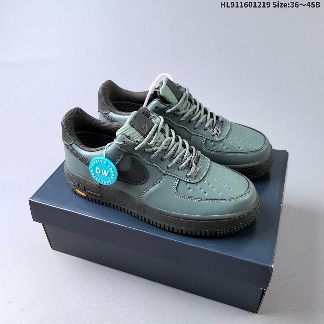 NIKE AIR FORCE 1‘07 -300 Siz