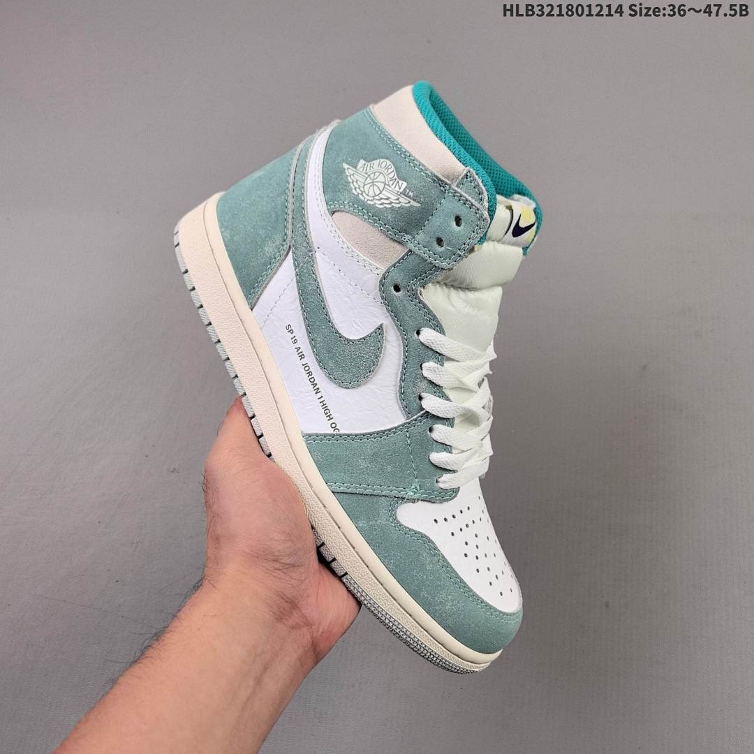 Nike Air Jordan 1 Retro High OG AJ1 · - foto 8