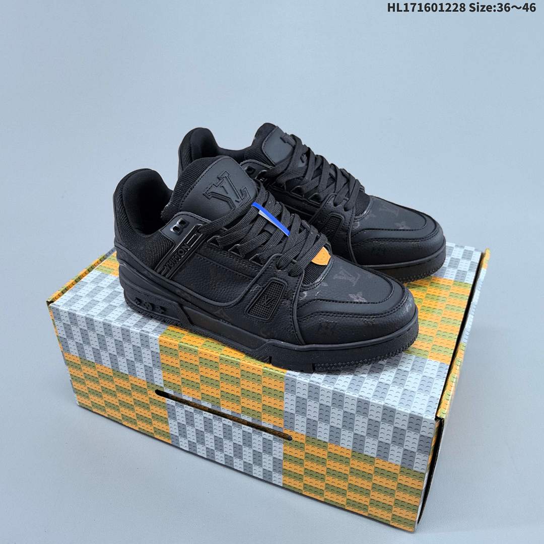 LV ARCH LIGHT SNEAKER 3D