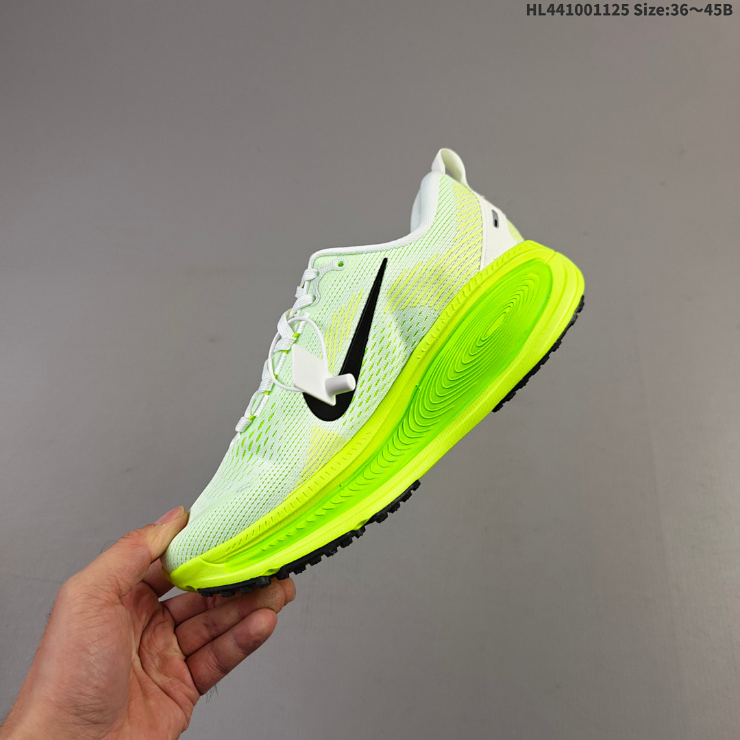 Nike VOMERO 18X Nike VOMERO 18 HM6803 100 - foto 8
