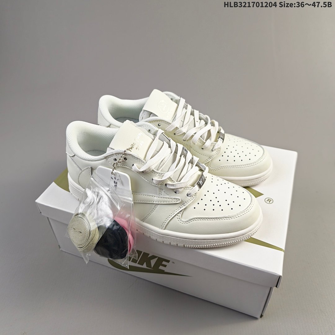 Nike Air Jordan 1 x Travis Scott AJ1 - foto 2