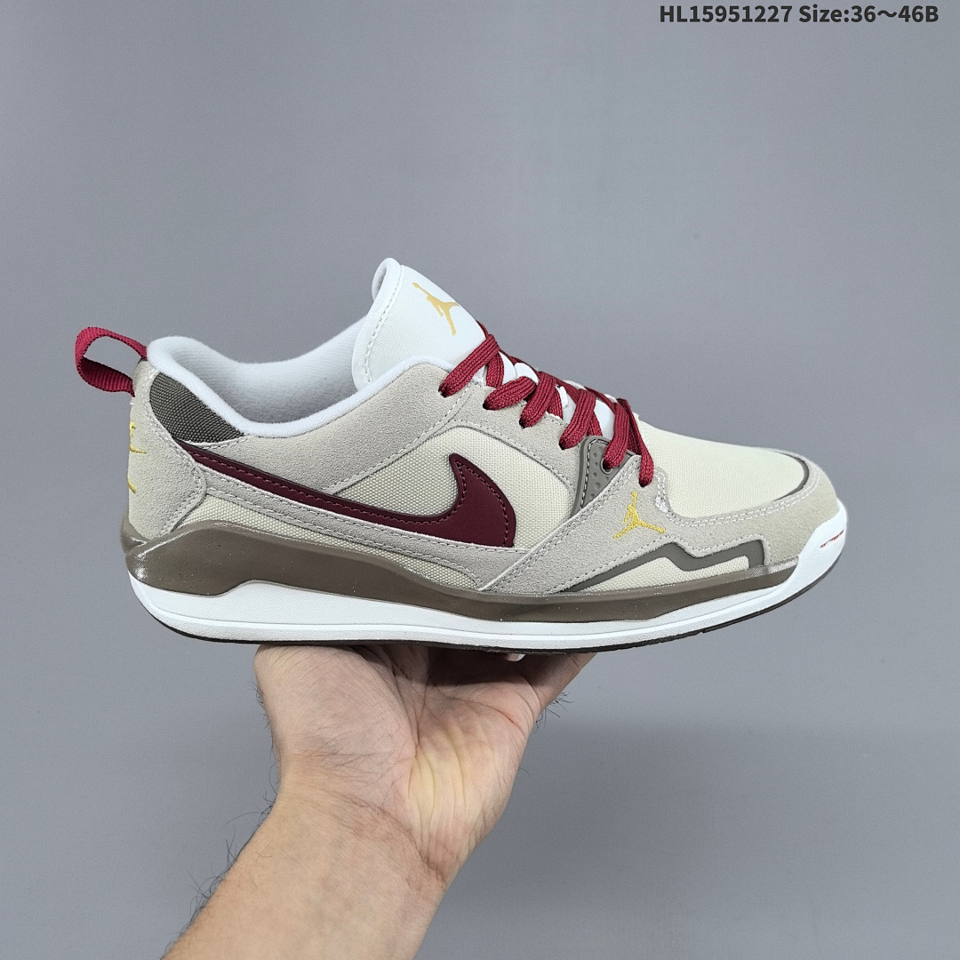 Nike Air Jordan CMFT Era 261 - foto 9