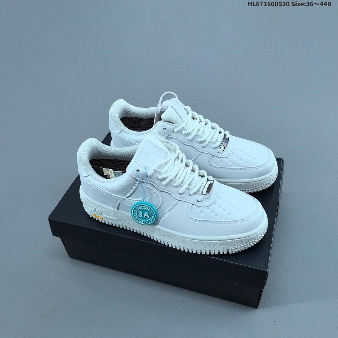 Nike AIR FORCE 1’07 Force