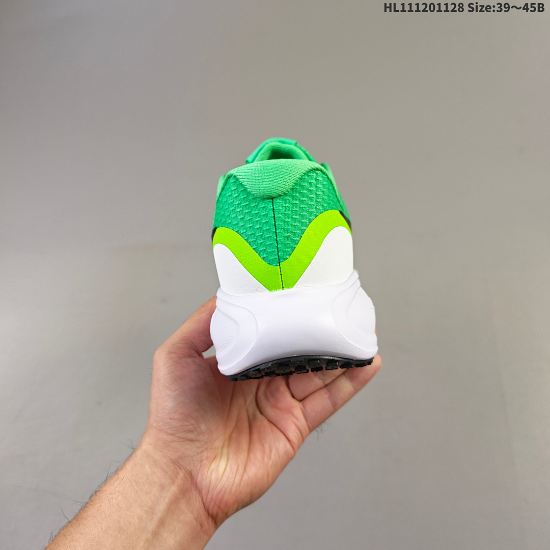 Nike REVOLUTION 8 -301 - foto 5