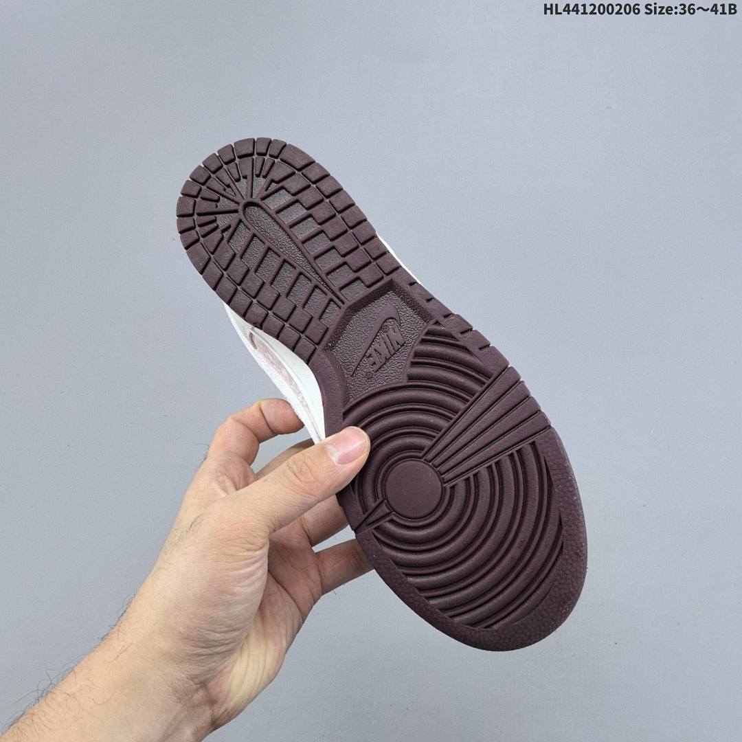 Nike Dunk Low "Valentine’s Day" + + Swo - foto 4