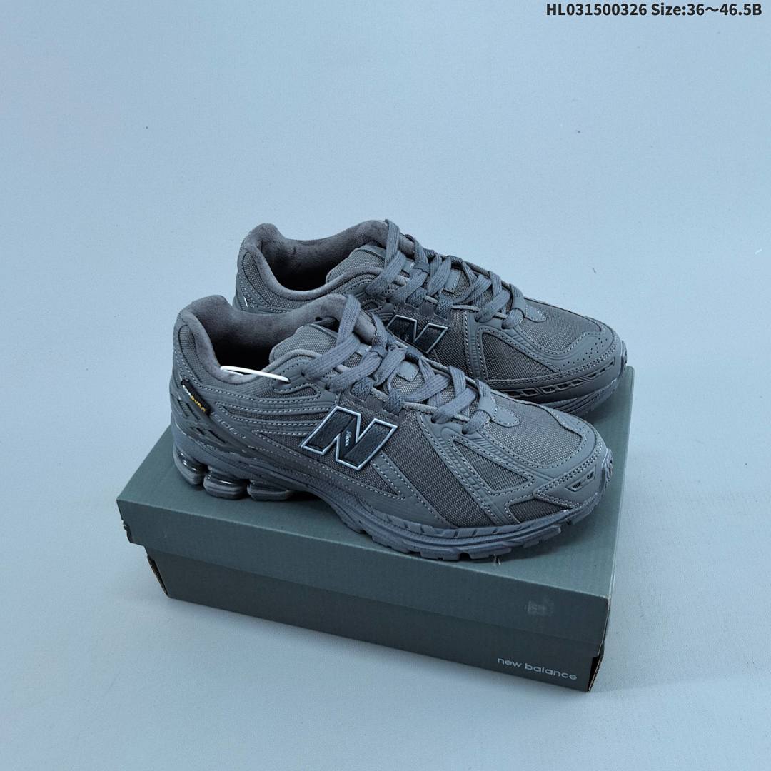 New Balance M1906R New Balance
