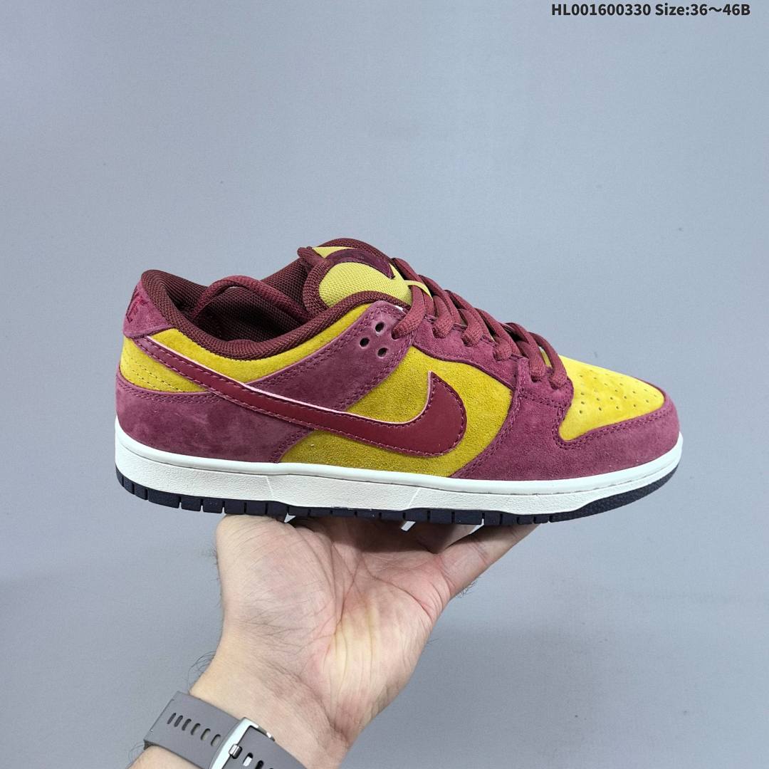 Nike Dunk SB Low "Dark Team Red Sequoia" SB , - foto 2