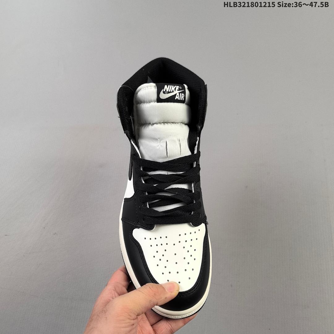 Nike Air Jordan 1 Retro High OG AJ1 · - foto 6