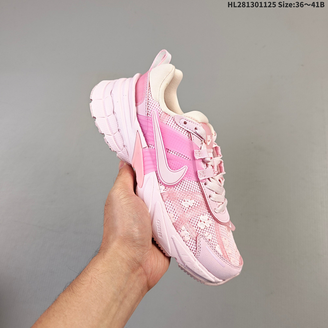 NIKE V2K RUN Swoosh Bill Bowerm - foto 9