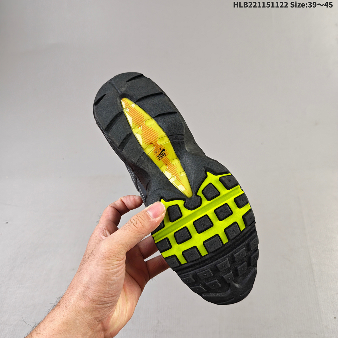 CDG x NIKE Air Max 95 Air Max 95 · Nike Air Max 95 - foto 5