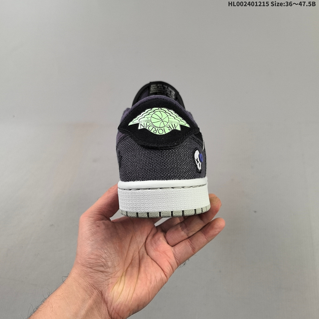 Zion Williamson x Air Jordan 1 Low OG & x27;Regency Purple And Dark Raisin& x27; 2.0 AJ1 - foto 5