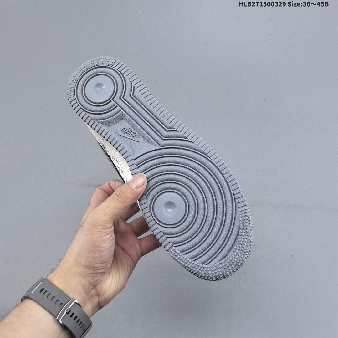Nike Air Force1 07 low HH75 - foto 7