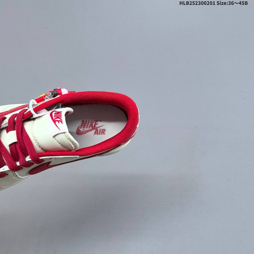 Nike Air Jordan 1 x Travis Scott AJ1 ‘DIY’ - foto 2