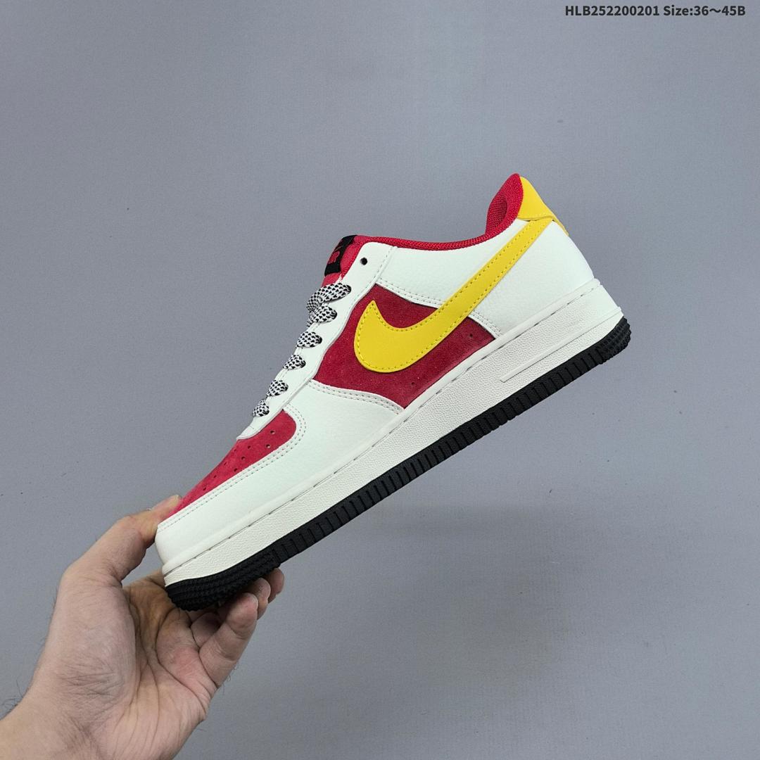 NIKE AIR FORCE 1‘07 LV8 - foto 3