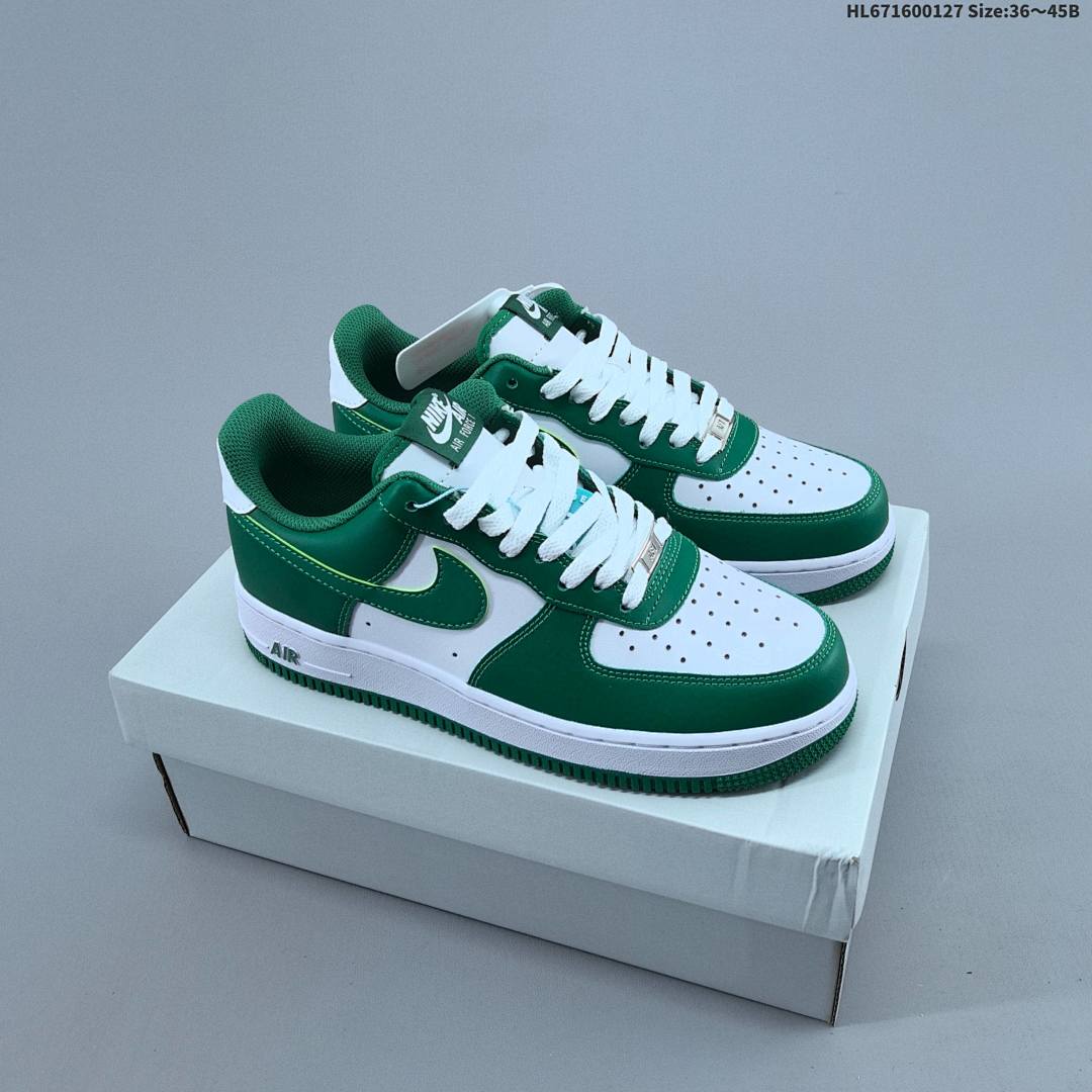 NIKE AIR FORCE 1‘07 -122 Si