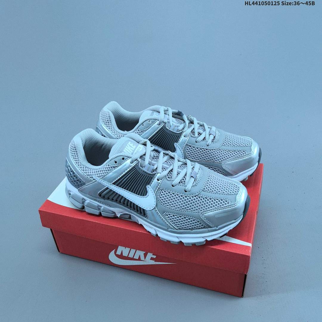 Nike Zoom Vomero 5 - foto 6