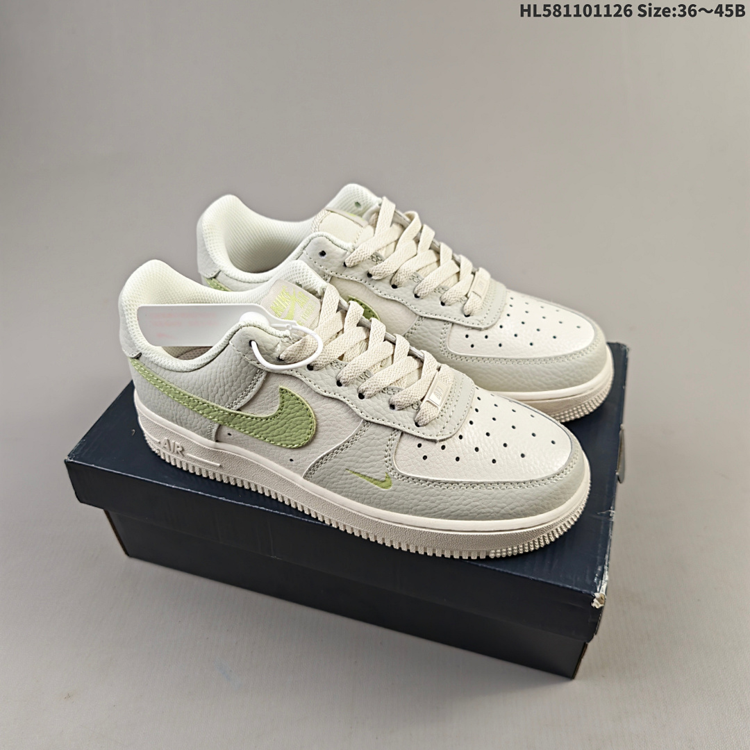 NIKE AIR FORCE 1‘07 -100 Siz