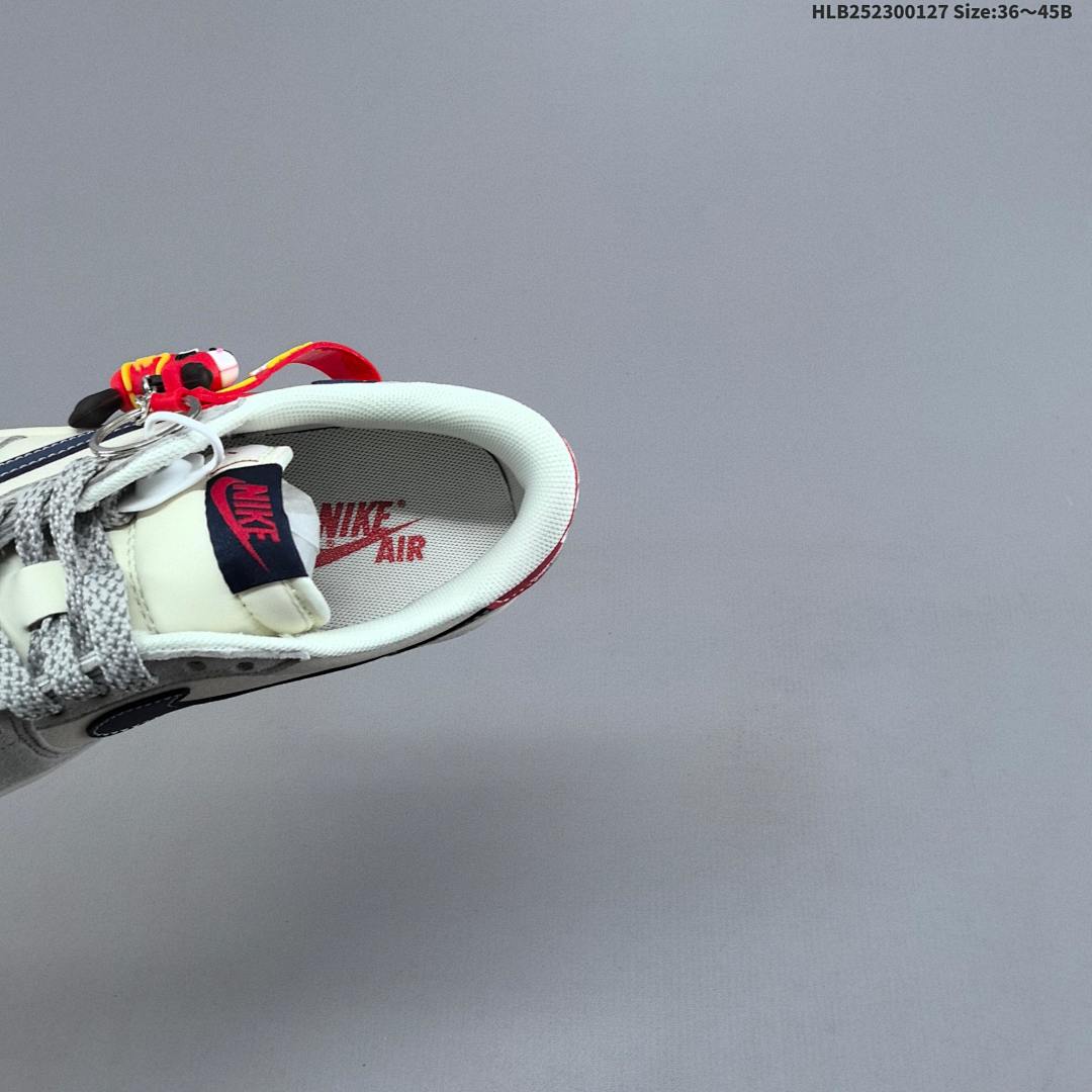 Nike Air Jordan 1 x Travis Scott AJ1 ‘DIY’ - foto 2