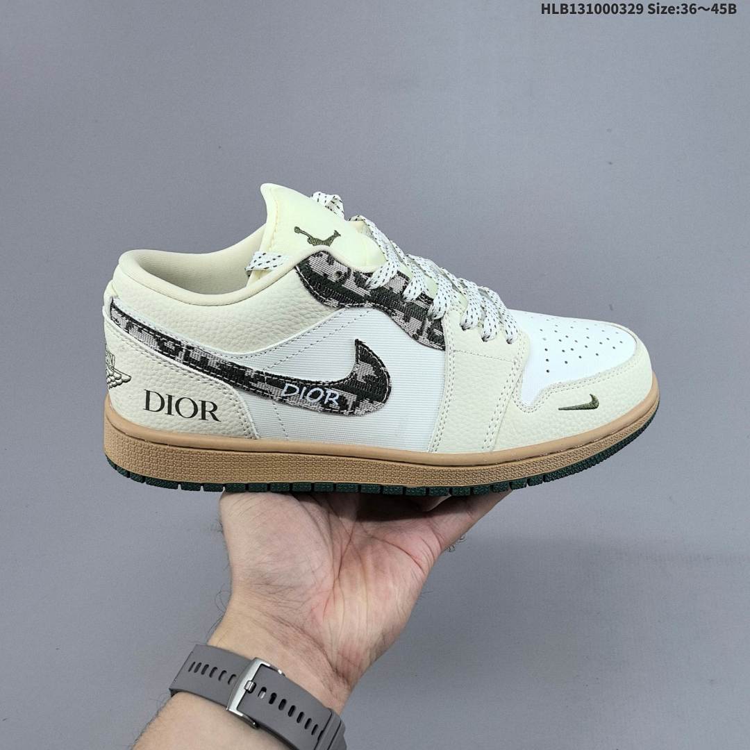 Travis Scott x Fragment Design x Jordan Air Jordan 1 Low OG SP AJ1 - foto 4
