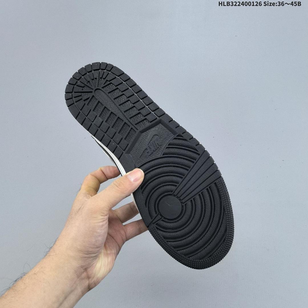 Nike Air Jordan 1 x Travis Scott AJ1 ‘DIY’ - foto 4