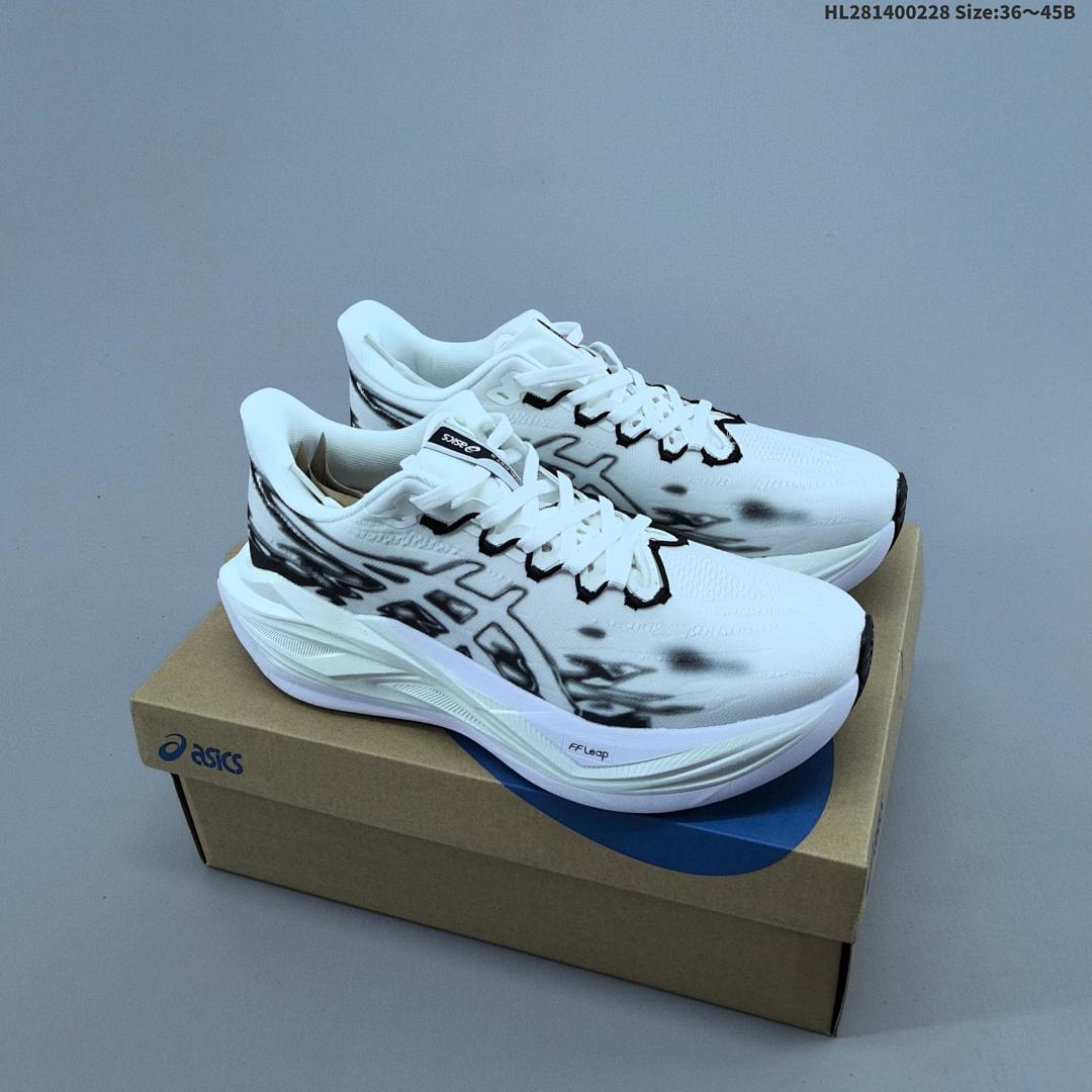 Asics SUPERBLAST 3