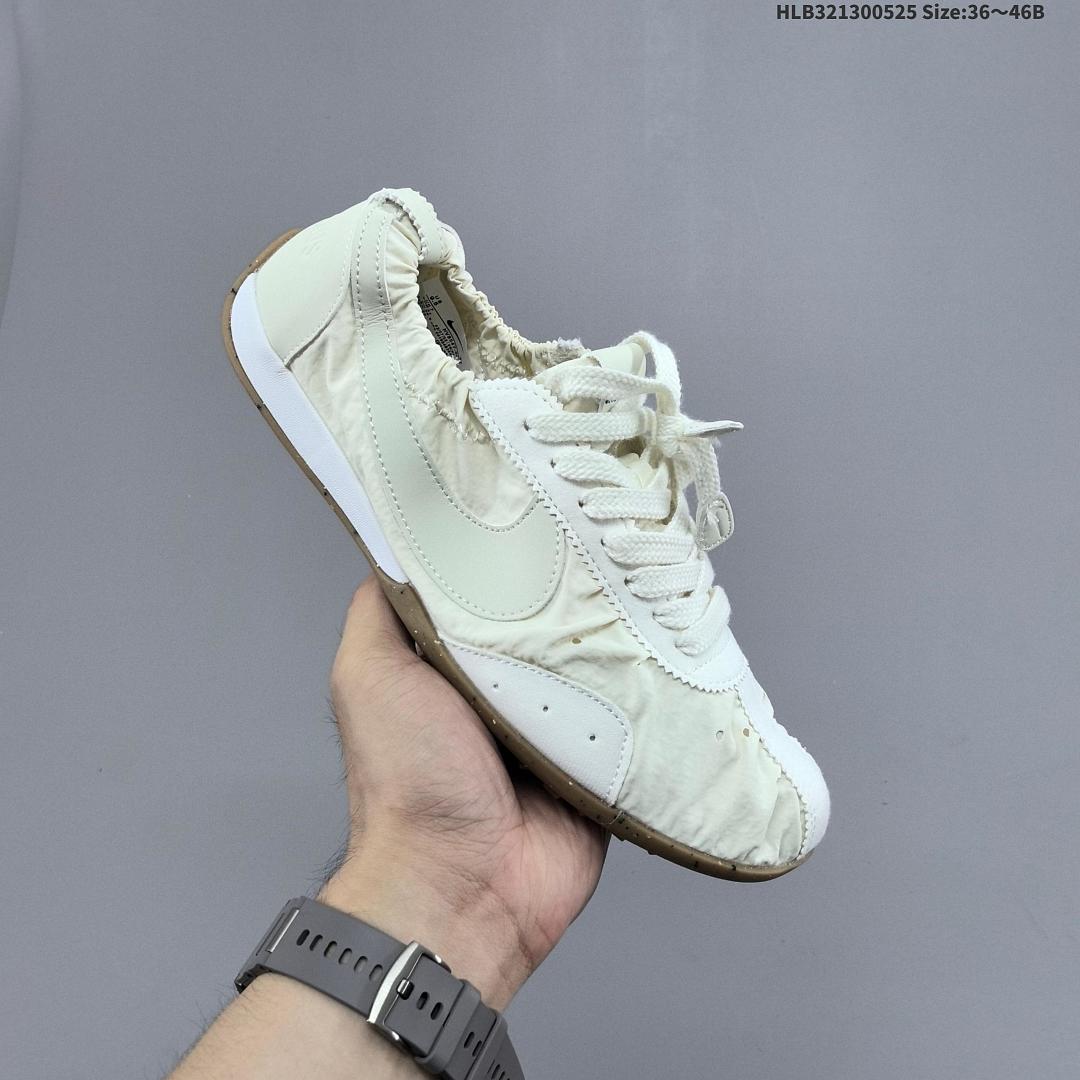 Jacquemus x Nike Jacumoon ‍ ‍‍ - foto 3