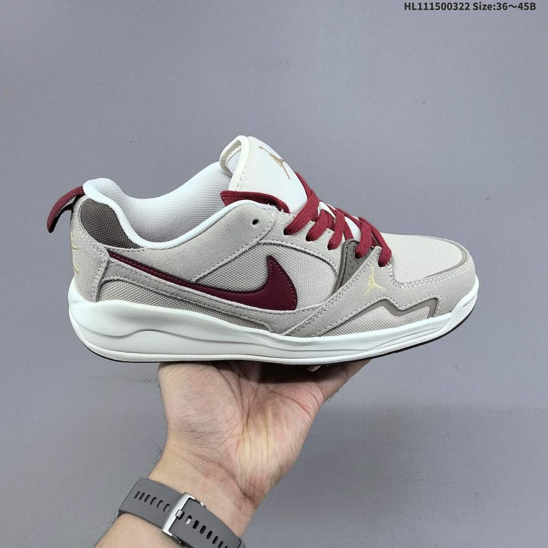 NIKE Jordan CMFT ERA 261 - foto 2