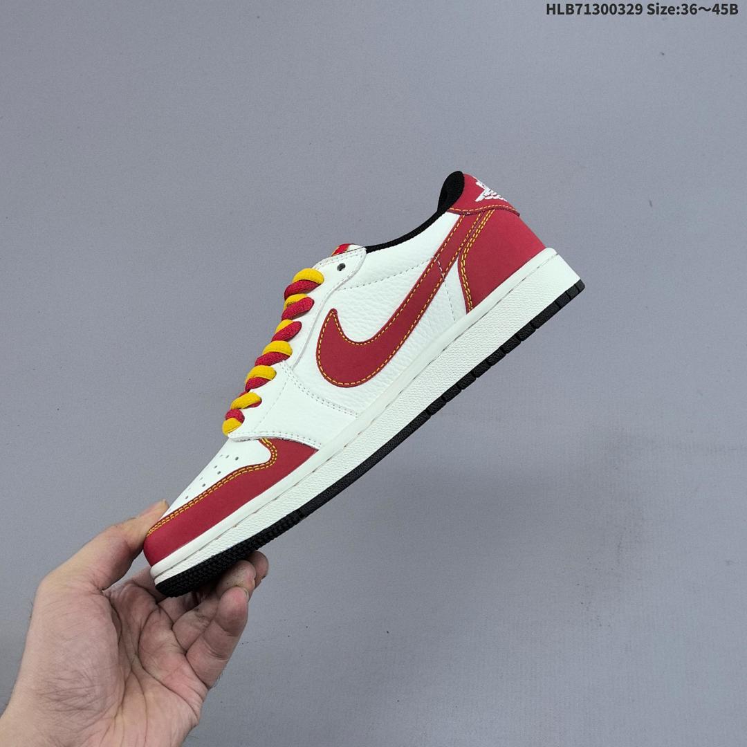 Nike Air Jordan 1 x Travis Scott AJ1 ‘DIY’ - foto 6