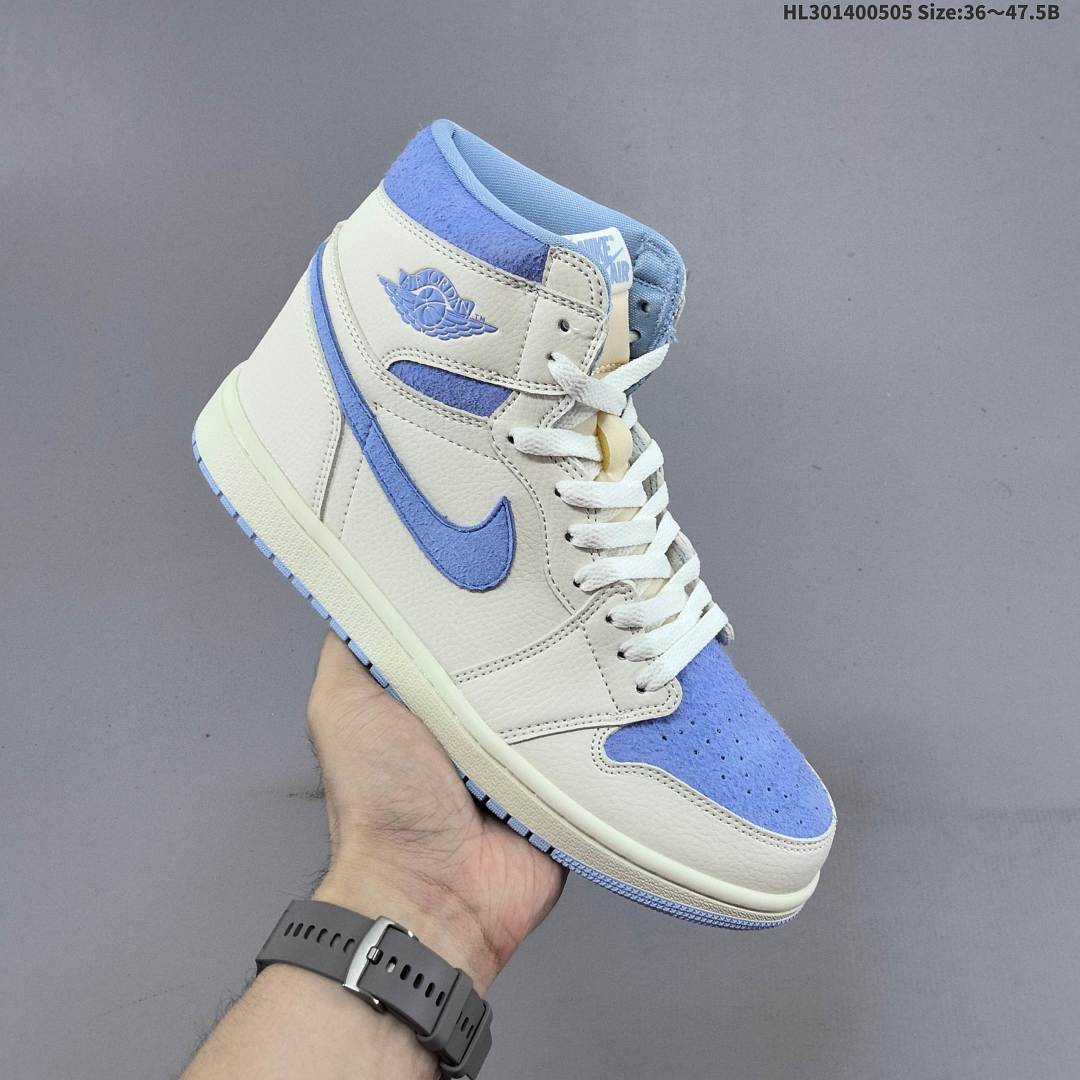 Nike AIR JORDAN 1 RETRO HIGH OG “AJ1 · -102 36.5 37 - foto 3