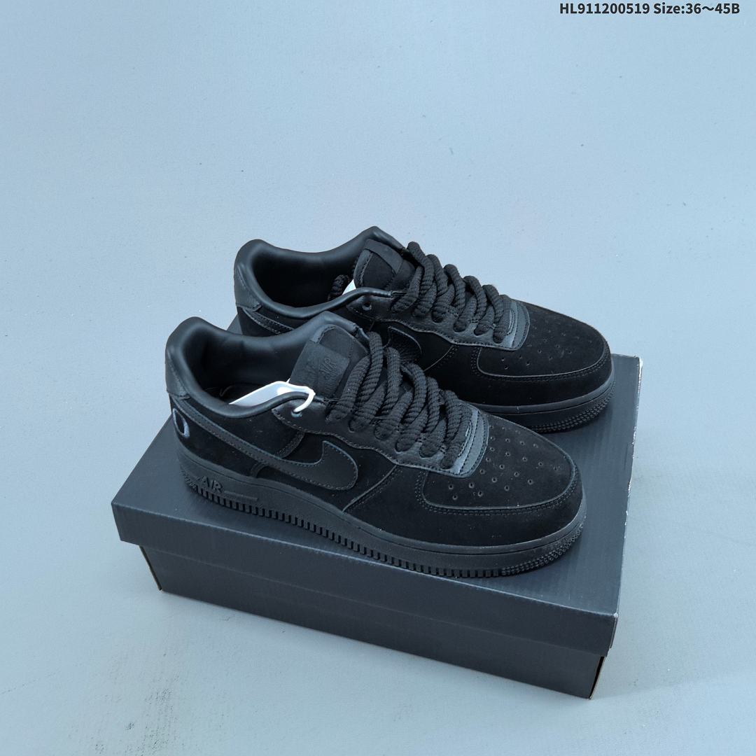 NIKE AIR FORCE 1‘07 -001 Size