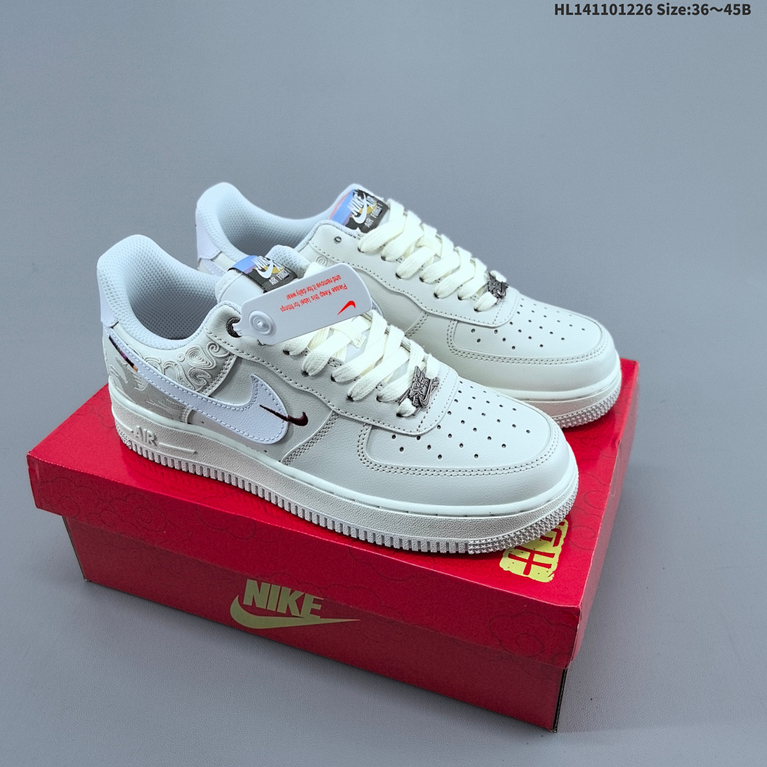 NIKE AIR FORCE 1‘07 -011