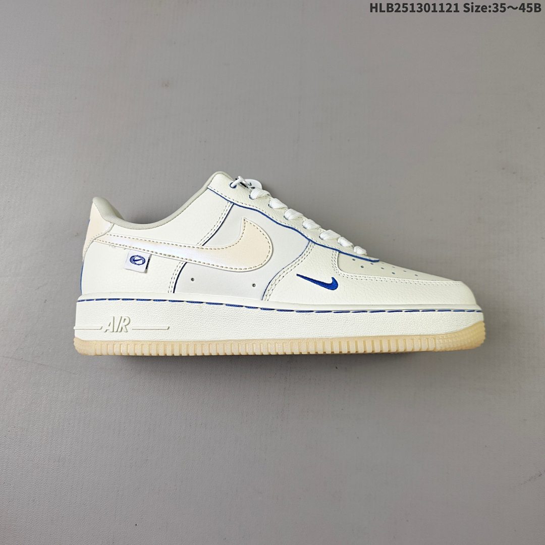 NIKE AIR FORCE 1‘07