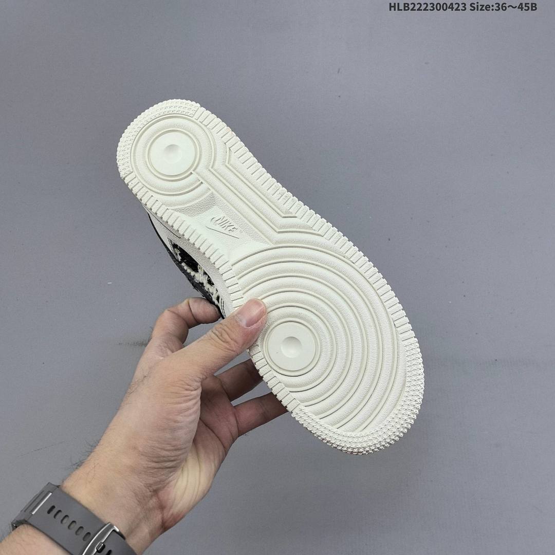 NIKE AIR FORCE 1‘07 LV8 -071 - foto 4