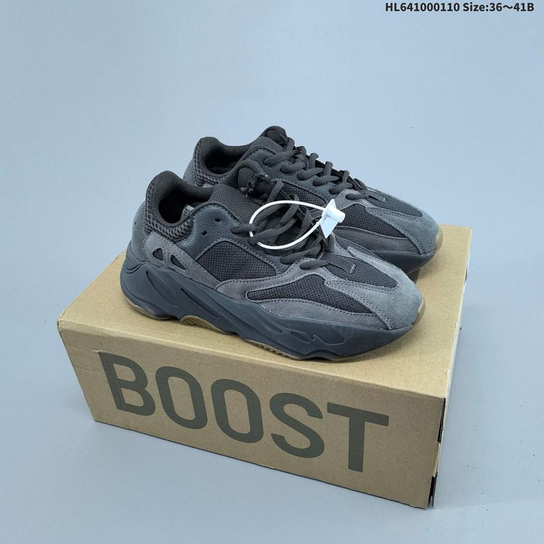 Kanye West x Adidas Yeezy Boost Foam Runner 700 V3”Azael“ 700 V3 - foto 14
