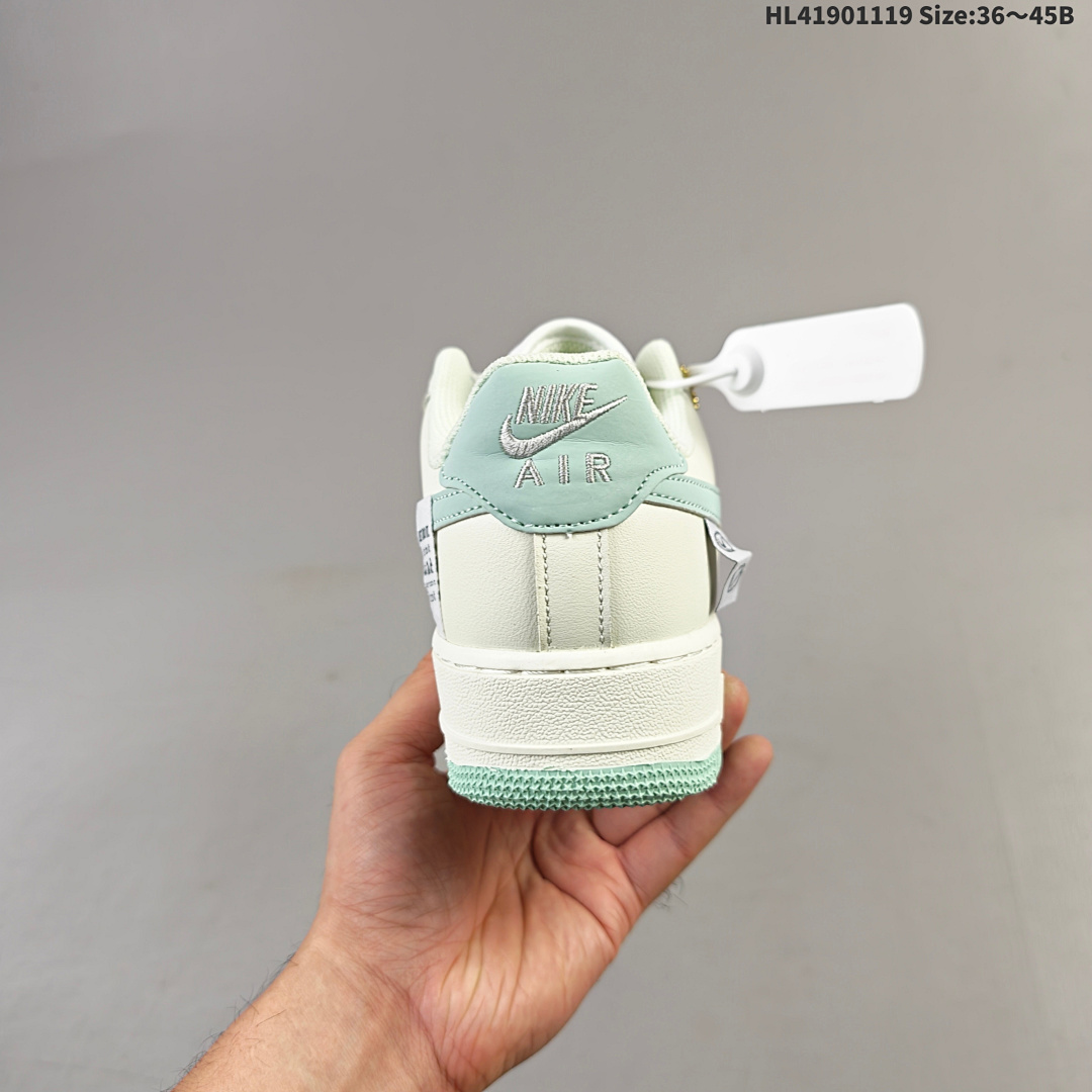 NIKE AIR FORCE 1‘07 - foto 6
